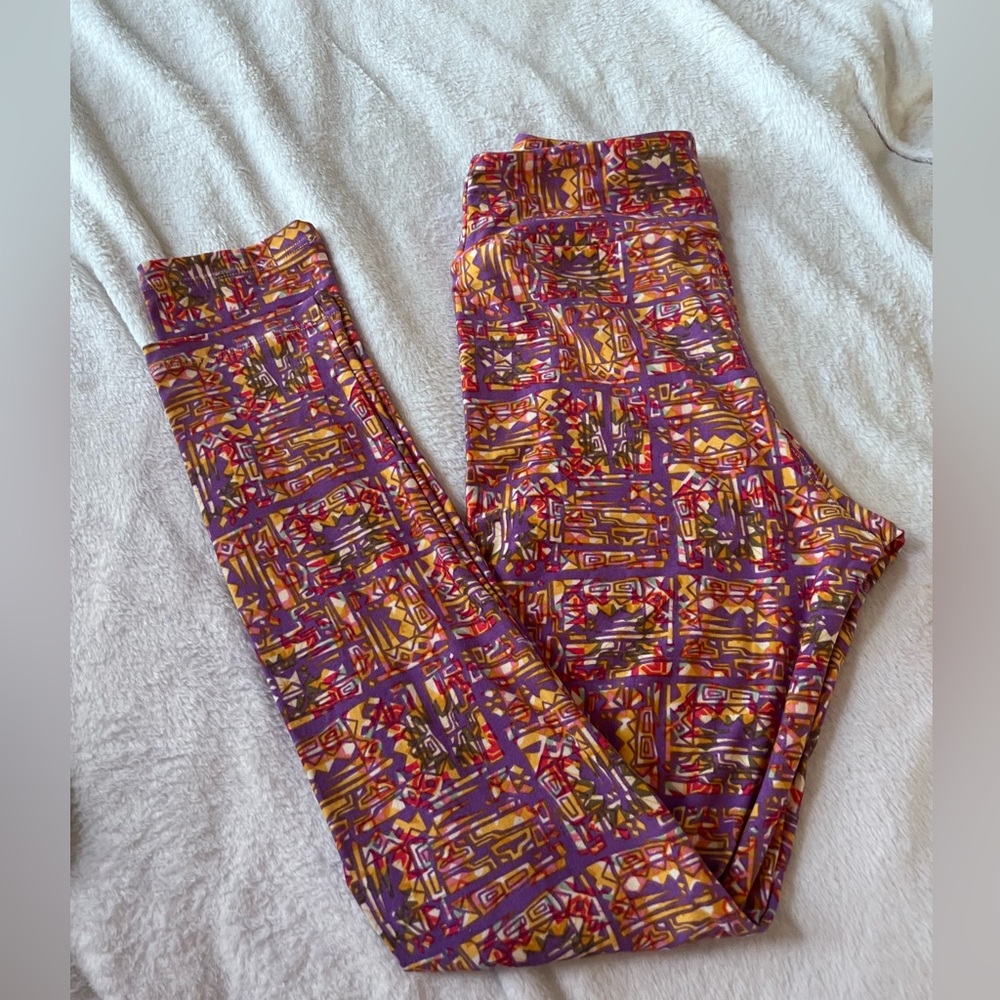 Unique Pattern Leggings